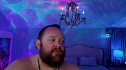 Snapshot of bigboi1o11 chatting on May 21, 6:53 am Bigboi1o11 online show from May 21, 6:53 am
