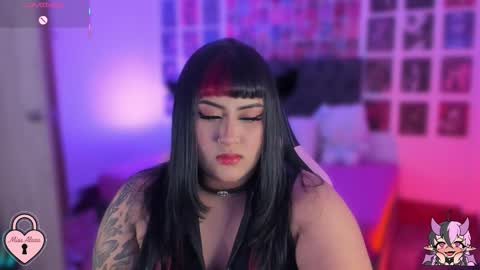 bigboobs cloe online show from November 17, 3:23 am