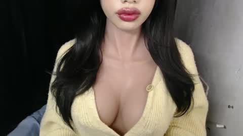 Jen online show from March 1, 9:11 am