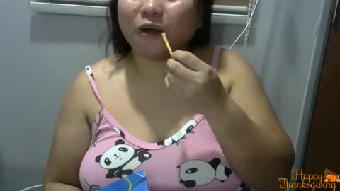 bigboobslyn online show from November 20, 3:45 pm