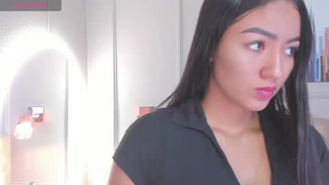   online show from January 7, 10:22 am