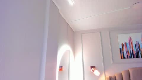   online show from February 26, 10:15 am