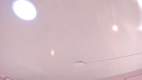   online show from November 23, 10:04 am