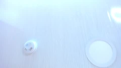   online show from April 23, 10:14 am