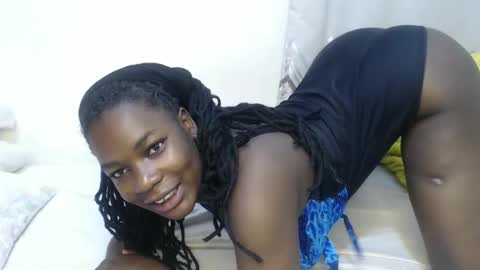 Snapshot of bigboobys123 chatting on October 30, 5:31 am bigboobys123 online show from October 30, 5:31 am