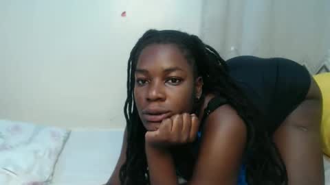 Snapshot of bigboobys123 chatting on November 1, 3:52 am bigboobys123 online show from November 1, 3:52 am