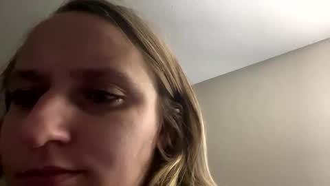 bigbootybichez online show from February 20, 6:19 am