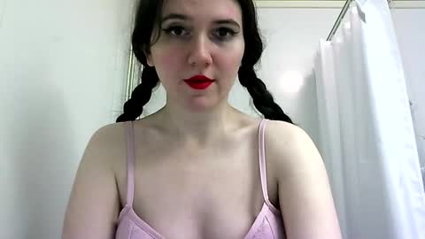 Isabella online show from February 15, 11:58 pm