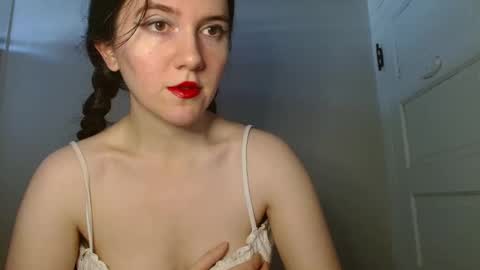 Isabella online show from November 27, 4:09 pm