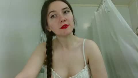 Snapshot of bigbootybunny chatting on May 4, 4:41 am Isabella online show from May 4, 4:41 am