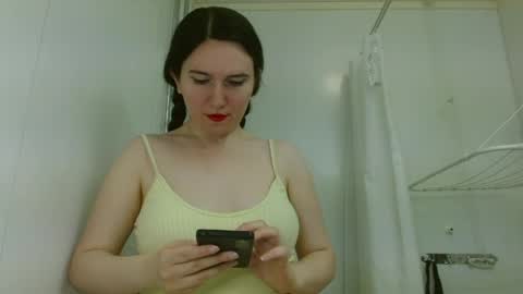 Snapshot of bigbootybunny chatting on May 24, 6:35 pm Isabella online show from May 24, 6:35 pm