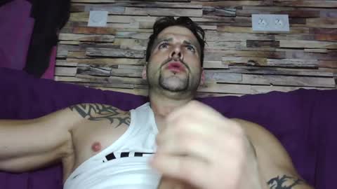 Bigboyband online show from February 1, 9:40 pm