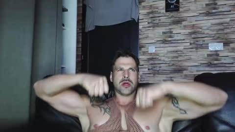 Bigboyband online show from October 2, 6:04 pm