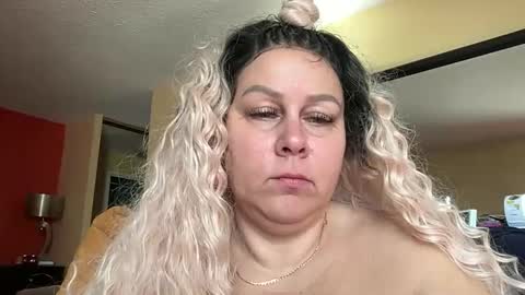 Snapshot of bigbreastsabrina chatting on May 27, 2:03 pm BIG BREAST SABRINA online show from May 27, 2:03 pm