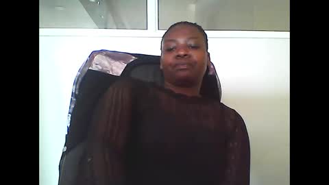 Snapshot of bigbumboobs98 chatting on September 16, 8:26 am bigbumboobs98 online show from September 16, 8:26 am