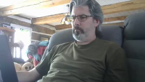 Snapshot of bigcap27 chatting on January 31, 5:32 pm bigcap27 online show from January 31, 5:32 pm