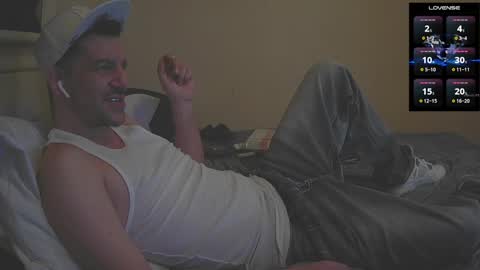 Jon - Im Straight online show from October 3, 10:34 am