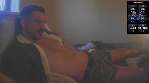 Jon - Im Straight online show from December 16, 6:13 pm