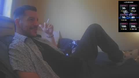 Jon - Im Straight online show from March 23, 4:44 pm