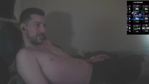 Jon - Im Straight online show from April 22, 8:06 am