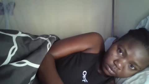 Snapshot of bigclit030 chatting on May 4, 3:46 am bigclit030 online show from May 4, 3:46 am