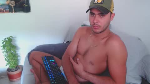 Isaac online show from May 11, 5:10 pm