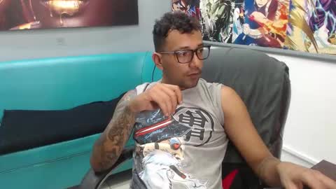 bigcock_hair online show from March 28, 7:35 pm