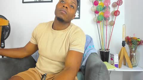 sexy muscle online show from January 20, 3:15 am