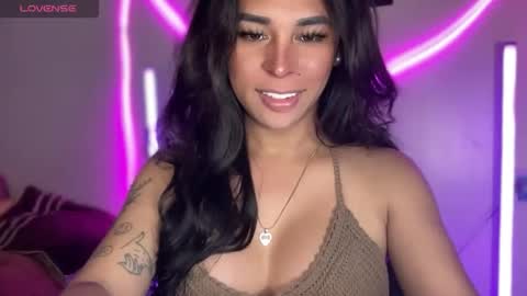 queen amanda online show from May 13, 5:05 am