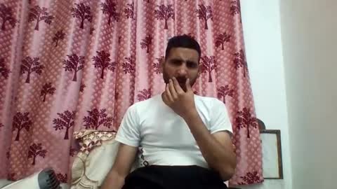 akash online show from February 5, 9:57 am