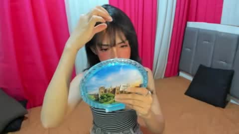 bigcockkiara online show from April 19, 5:45 pm