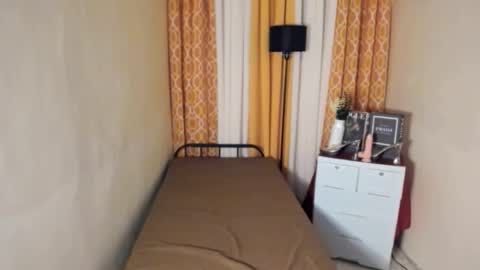 BABY LEXIE online show from March 22, 5:27 pm