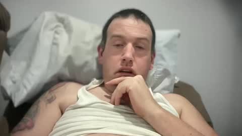 bigcocksuckingslut online show from January 25, 1:43 am