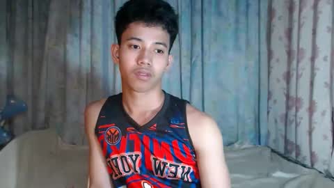 bigcockyummysexjosh online show from April 25, 1:41 pm