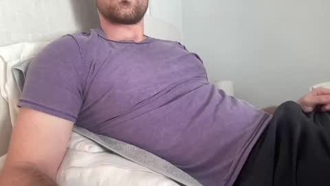 Snapshot of bigcollegecock69690 chatting on January 6, 5:59 pm bigcollegecock69690 online show from January 6, 5:59 pm