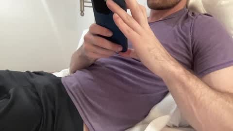 Snapshot of bigcollegecock69690 chatting on February 5, 1:58 am bigcollegecock69690 online show from February 5, 1:58 am