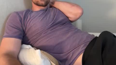 Snapshot of bigcollegecock69690 chatting on May 5, 9:34 pm bigcollegecock69690 online show from May 5, 9:34 pm