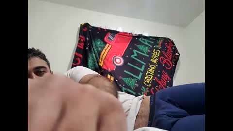 Snapshot of bigcumcanada chatting on February 25, 10:39 pm bg online show from February 25, 10:39 pm