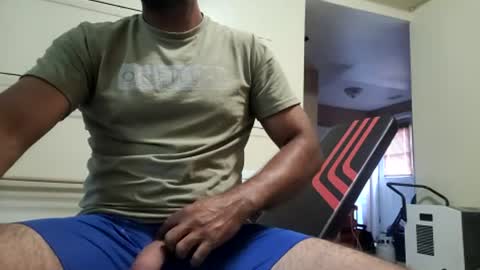 Snapshot of bigcumcanada chatting on August 4, 2:19 pm bg online show from August 4, 2:19 pm