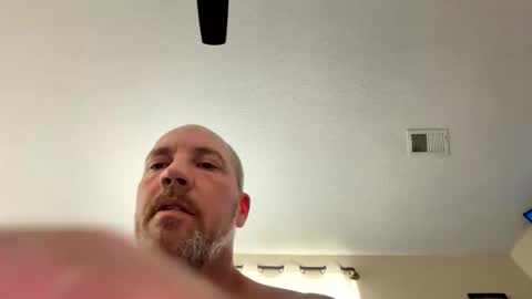 bigd1979661866 online show from April 15, 6:15 pm
