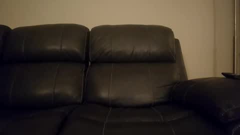 Snapshot of bigdadca chatting on March 10, 12:51 am Thick Uncut Dad online show from March 10, 12:51 am