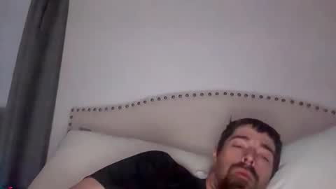 Snapshot of bigdaddy75333 chatting on May 6, 12:32 pm bigdaddy75333 online show from May 6, 12:32 pm