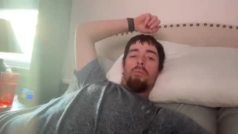 Snapshot of bigdaddy75333 chatting on May 25, 9:43 pm bigdaddy75333 online show from May 25, 9:43 pm