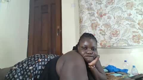 Snapshot of bigdarkass chatting on June 18, 2:45 am VIOLET online show from June 18, 2:45 am