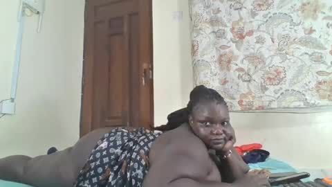 Snapshot of bigdarkass chatting on June 20, 4:04 am VIOLET online show from June 20, 4:04 am