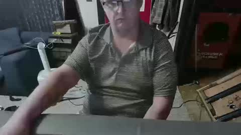 Darryl online show from October 10, 12:04 pm