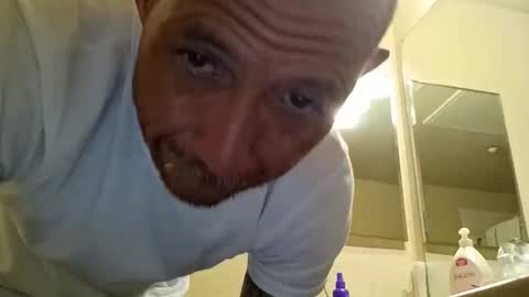 Snapshot of bigdick31589 chatting on May 8, 1:11 am bigdick31589 online show from May 8, 1:11 am