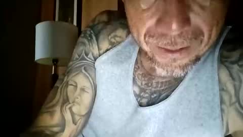 Snapshot of bigdick31589 chatting on May 20, 8:04 pm bigdick31589 online show from May 20, 8:04 pm