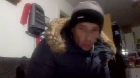 bigdickdangles472924 online show from February 12, 11:33 pm