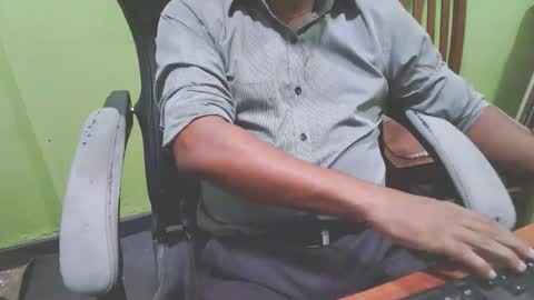 bigdickguyaux online show from February 25, 5:00 pm